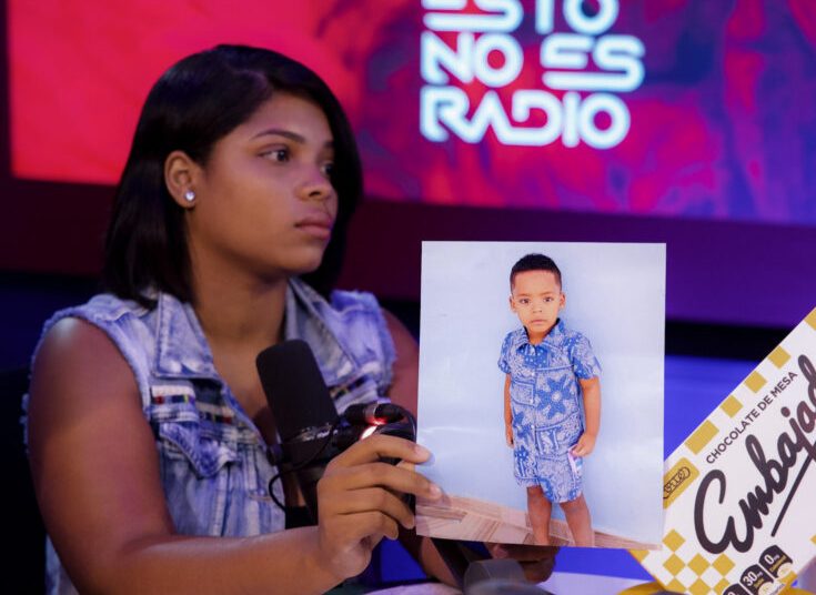 Mujer denuncia el rapto de su nieto tras el padre del niño asesinar a la madre