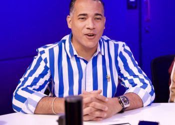 José Martínez Brito alerta sobre los “chiperos aéreos”: “Están estafando a la vista de todos”