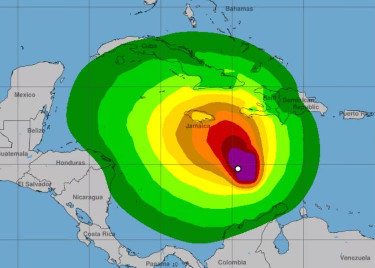 Tormenta Melissa podría alcanzar categoría de huracán el viernes en su trayectoria hacia Haití y Jamaica