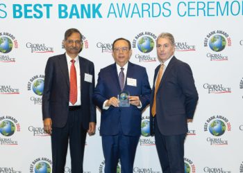 Valdez Albizu es reconocido por tercera vez entre los mejores gobernadores del mundo