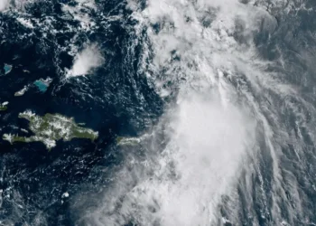 La tormenta Karen surge en el Atlántico norte mientras Jerry causa lluvias en Puerto Rico