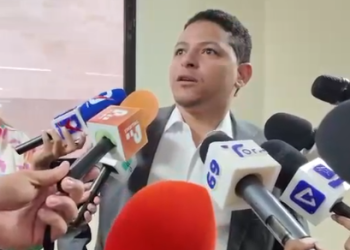 Diputado Luis Báez denuncia ante Faride Raful amenazas en su contra por parte de director Dicrim en Baní