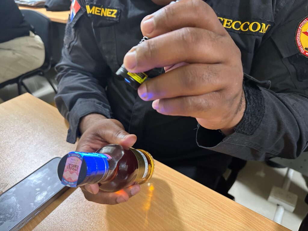 SICPA fortalece combate al comercio ilícito con capacitación a miembros del CECCOM - Noticias de hoy en República Dominicana | De Último Minuto