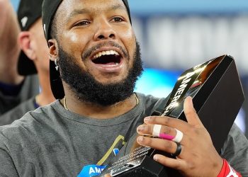 Vladimir Guerrero Jr. es nombrado Jugador Más Valioso de la Serie de Campeonato de la Liga Americana