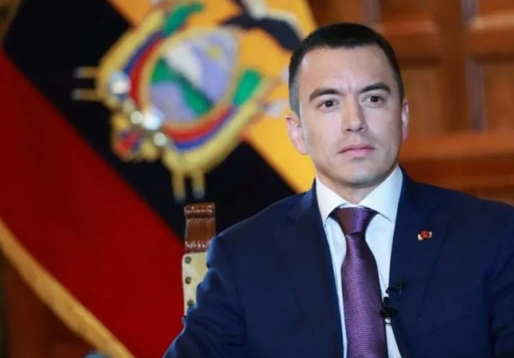 Noboa impulsa ley urgente para modernizar Fuerzas Armadas y Policía en plena crisis social