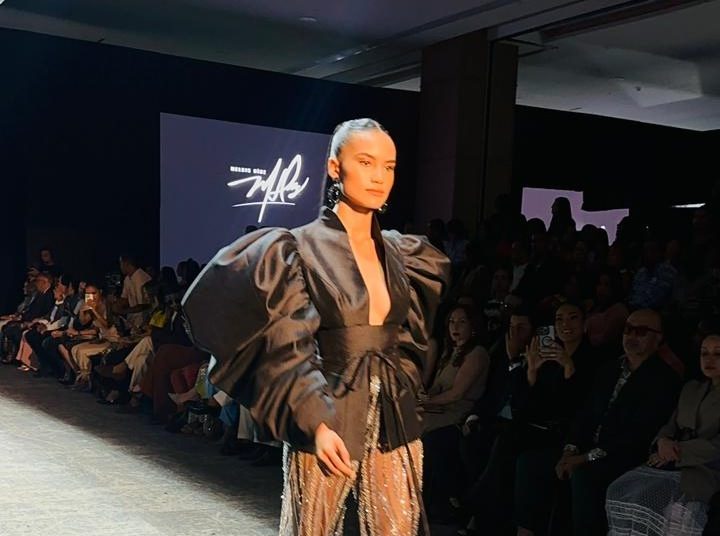 Melkis Díaz abre el RD Fashion Week 2025 con su nueva colección “Allure”