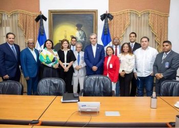 CMD agradece al gobierno el apoyo al sector salud y el aumento de sueldo a médicos pensionados