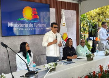 “Constanza se merece un parque digno para sus residentes”, David Collado en el remozamiento del parque Ana Caona