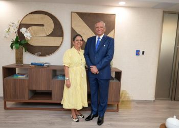 Doctor Leonardo Aguilera y Carmen Alicia Quijano de Aguilera anuncian expansión del Voluntariado Banreservas en el Cibao