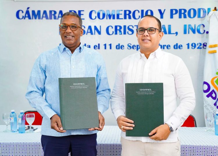 IDOPPRIL y Cámara de Comercio SC firman acuerdo que busca fortalecer prevención de riesgos en empresas