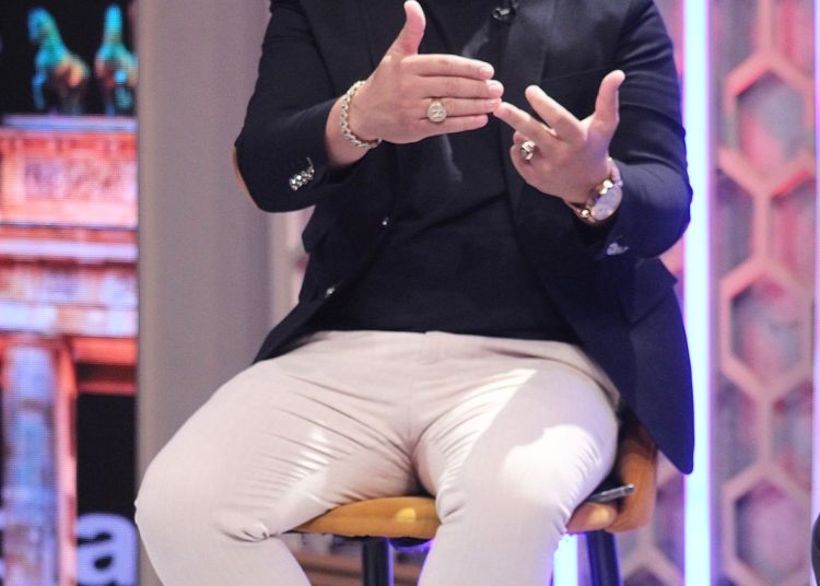 Experto en migración Nahaman Almonte asegura jóvenes dominicanos prefieren una visa que una carrera universitaria