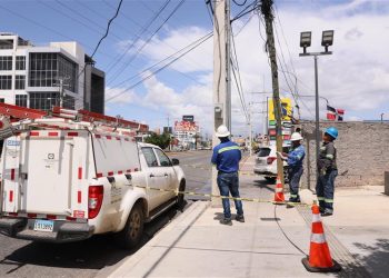 EDEESTE normaliza más de 22 mil clientes y desmantela cerca de 8 mil conexiones ilegales