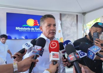 Eugenio Cedeño valora el “boom habitacional” que vive Caleta gracias a obras turísticas