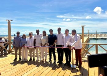 David Collado inaugura muelle turístico en Caleta con inversión de RD$34 millones