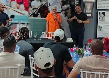 FENAPEPRO presenta propuesta inicial de LIDOM para nuevo acuerdo laboral