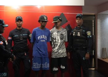 Dos jóvenes se entregan a las autoridades a través de De Último Minuto tras difundirse video de agresión