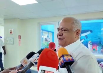 Empresarios «no van a lograr nada» contra conquistas de trabajadores en nuevo Código Laboral, afirman legisladores