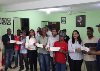 Gobierno paga más de RD$8 millones en indemnización a agricultores de Azua afectados por Presa Monte Grande