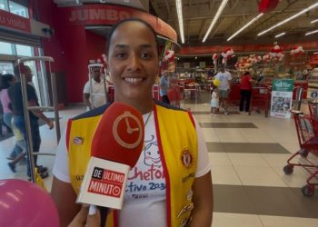 Lechetón 20-30 continúa recibiendo donaciones en Jumbo Luperón pese a la lluvia