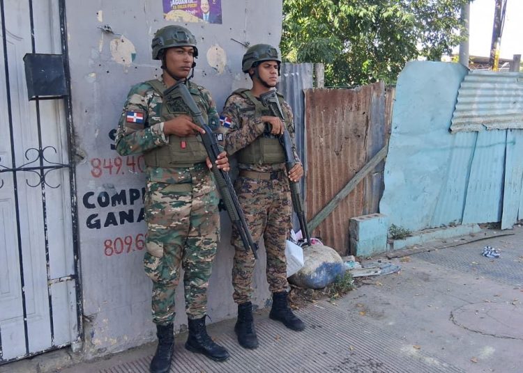 Paro de 48 horas se cumple parcialmente en Navarrete en reclamo de agua y otros servicios básicos