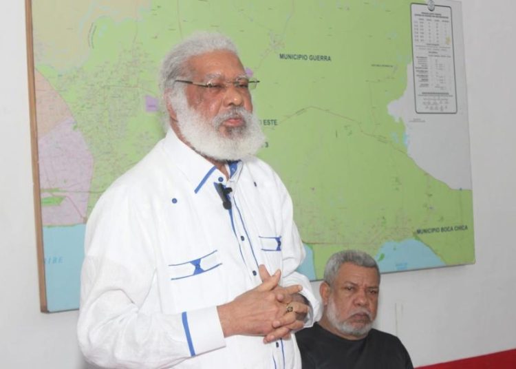 Juan Hubieres: Eliminando todos los subsidios de combustible, se pone fin a la mafia que genera más que el narcotráfico