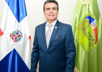 Más de 50 instituciones respaldan la continuidad del magistrado Yermenos Forastieri en el TSE