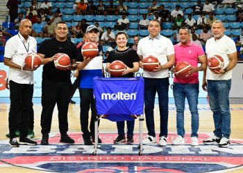 Fedombal y Molinos entregan balones a Abadina y clubes del TBS Distrito 2025