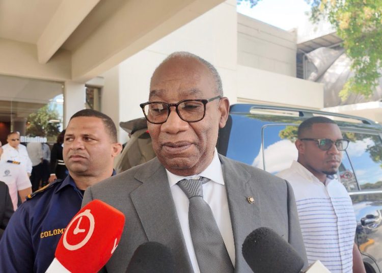 Rector de la UASD lamenta muerte de seguridad y anuncia puesta en marcha de nuevo plan de seguridad