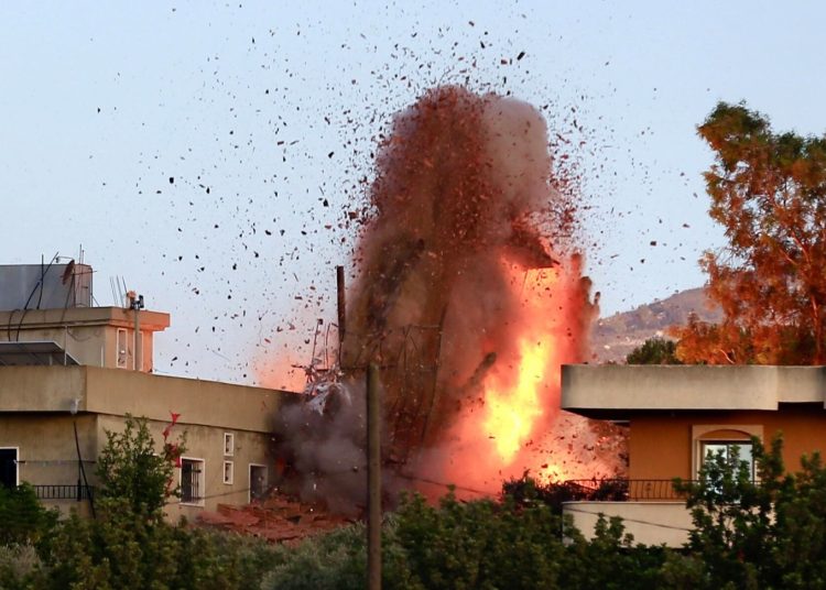 El Ejército israelí dice haber atacado «infraestructuras» de Hizbulá en el sur del Líbano