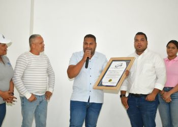 Regional Nordeste del CODIA rinde homenaje al agrimensor Luis Sarante por su trayectoria y aportes al gremio