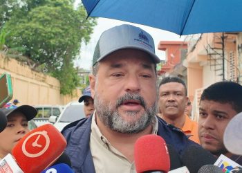 Medio Ambiente llama a la población a colaborar con la limpieza ante lluvias de la tormenta Melissa