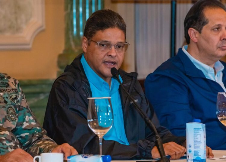 Supermercados estarán abiertos hasta las 10:00 de la noche