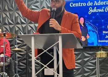 Pastor Merlín Pichardo regresa a RD tras recorrer ocho estados de EE.UU. llevando la palabra de Dios