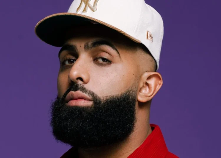 Eladio Carrión anuncia que dejará de fumar y advierte sobre los riesgos de los cigarrillos electrónicos