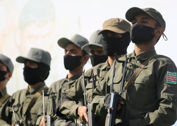 Los hutíes despiden a su líder militar asesinado por Israel con un gran funeral en Saná