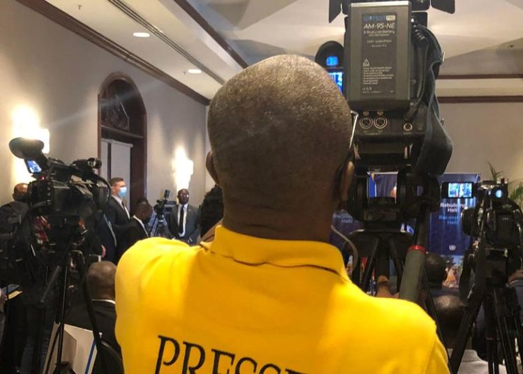 La SIP expresa preocupación por inseguridad que obliga a periodistas haitianos ir armados a ruedas de prensa