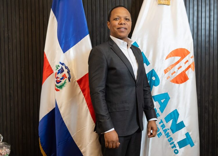 Nuevo sistema de licencias de conducir garantiza más seguridad, cobertura y beneficios para los ciudadanos y el Estado