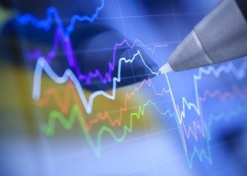 Italia reducirá su déficit público al 2,8 % del PIB en 2026, según su plan de Finanzas