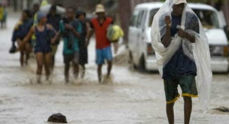 Huracán Melissa agrava la preocupación en los campamentos de desplazados en Haití