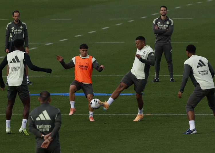 Mbappé y Yamal encabezan un clásico decisivo por el liderato entre Real Madrid y Barcelona