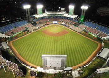 LIDOM extiende suspensión de partidos al miércoles por el paso de la tormenta tropical Melissa