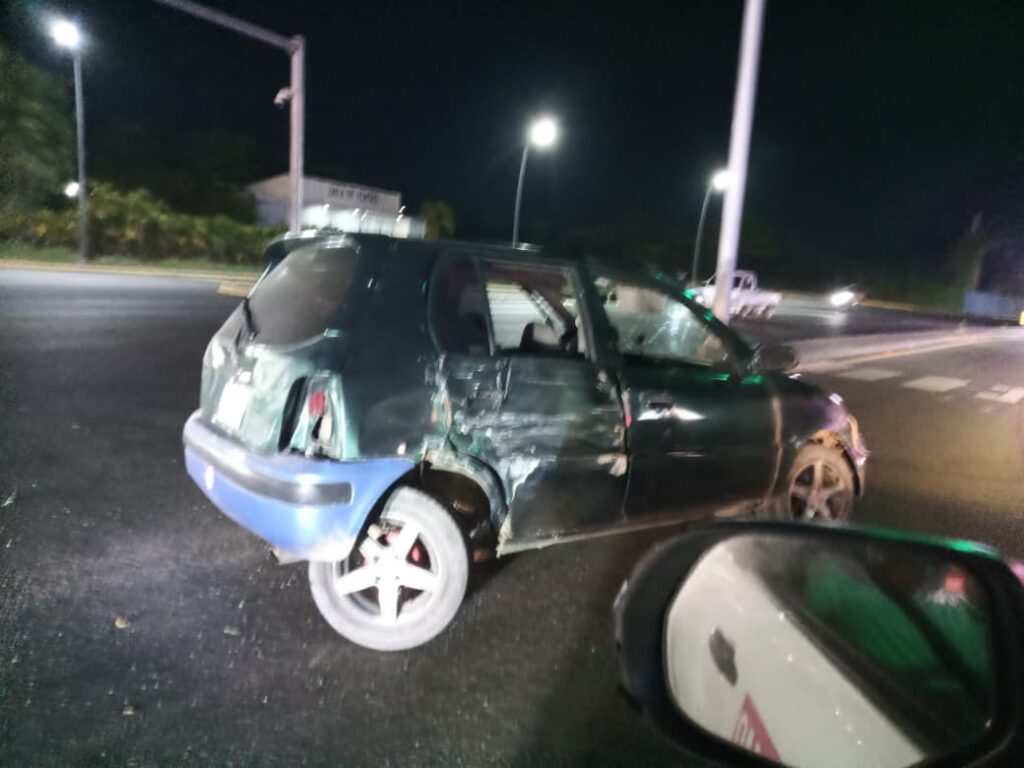 ¡Otro más! Fuerte accidente en la avenida Jacobo Majluta, frente a la Plaza Colina Centro - Noticias de hoy en República Dominicana | De Último Minuto