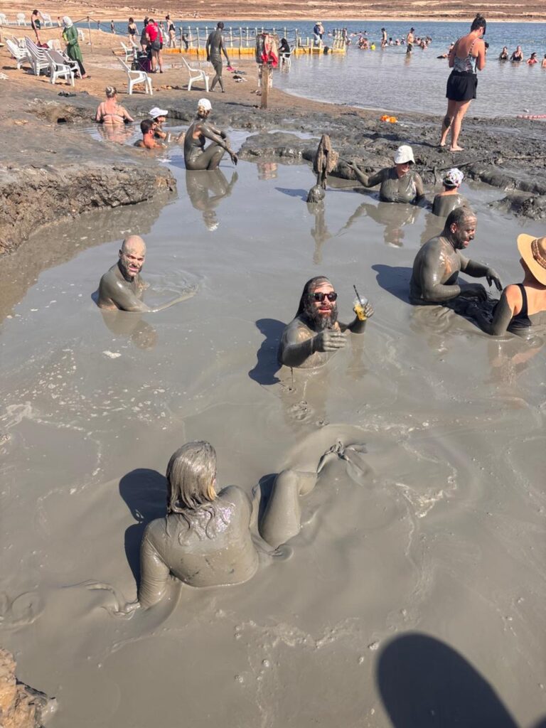 Delegación dominicana vive una experiencia única en el Mar Muerto - Noticias de hoy en República Dominicana | De Último Minuto