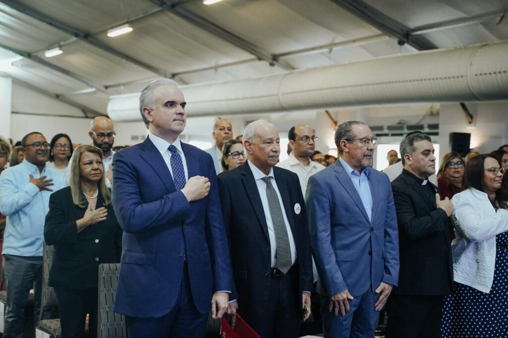 5,412 nuevos docentes serán incorporados al sistema educativo dominicano tras superar periodo probatorio | 3 | 5,412 nuevos docentes serán incorporados al sistema educativo dominicano tras superar periodo probatorio - Noticias de hoy en República Dominicana | De Último Minuto