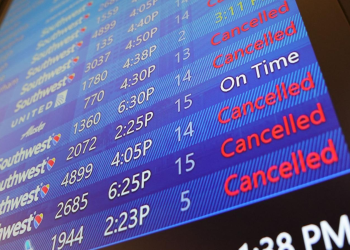 Estados Unidos registra más de 1,000 vuelos cancelados por el cierre del Gobierno