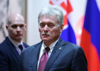 El Kremlin dice que continúan los contactos con Kiev para el canje de prisioneros