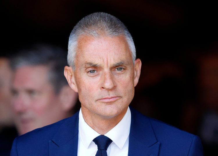 Dimite director general de la BBC tras el escándalo por el video de Trump