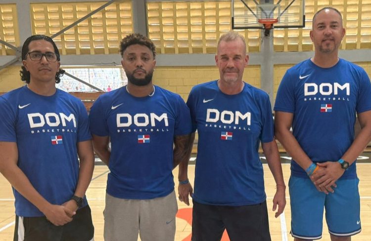 Néstor “Che” García retoma el mando de la selección dominicana para la ruta al Mundial 2027