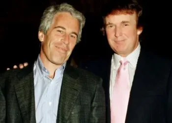 Trump recibirá el miércoles la ley que obliga a hacer públicos los archivos de Epstein