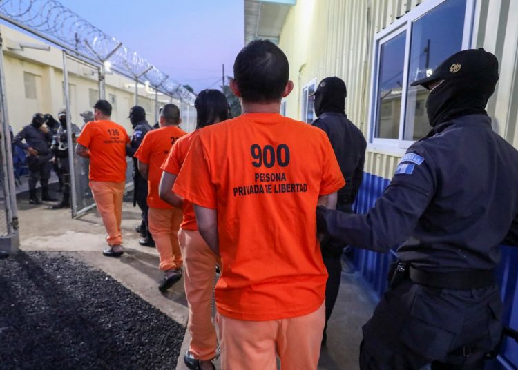 Guatemala construirá cárcel para 2,000 reclusos que costará US$133 millones